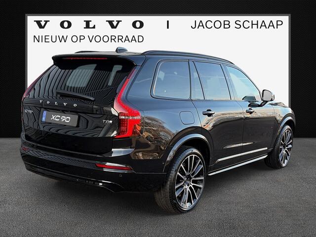 Volvo XC90 T8 Plug-in hybrid AWD Ultra Dark / Gelaagde zijruit(en) / B&W Audio / 22" Velgen / Luchtvering /