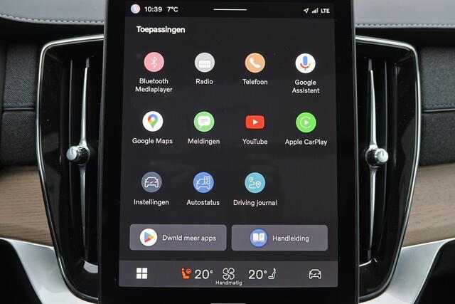 Volvo XC90 T8 Recharge AWD Ultra Dark - Luchtvering - Panorama/schuifdak - IntelliSafe Assist & Surround - 360º Camera - Bowers & Wilkins audio - Adaptieve LED koplampen - Verwarmde voorstoelen, stuur & achterbank - Parkeersensoren voor & achter - Elektr. bedienb. v