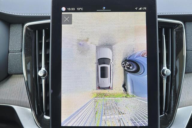 Volvo XC90 T8 Recharge AWD Plus Bright - Luchtvering - Panorama/schuifdak - IntelliSafe Assist & Surround - 360º Camera - Harman/Kardon audio - Adaptieve LED koplampen - Verwarmde voorstoelen, stuur & achterbank - Parkeersensoren voor & achter - Elektr. bedienb. voo