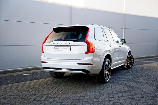 Volvo XC90 2.0 T8 Longrange AWD Ultimate Dark Luchtvering, Stoelmassage, 360 Camera, H/K Geluidsinstallatie, Trekhaak, 22" LM velgen, enz