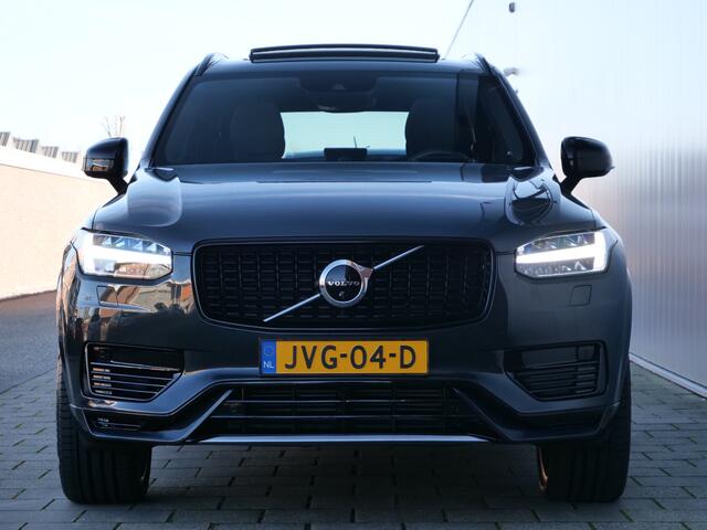 Volvo XC90 2.0 T8 Recharge AWD R-Design 7p Long Range 455 Pk Automaat Navi / DAB / Leer / Pano-dak / Luchtvering / Apple Carplay / HUD / 7 persoons