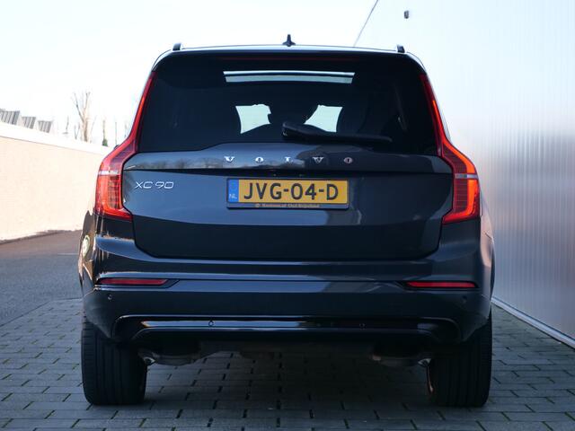 Volvo XC90 2.0 T8 Recharge AWD R-Design 7p Long Range 455 Pk Automaat Navi / DAB / Leer / Pano-dak / Luchtvering / Apple Carplay / HUD / 7 persoons