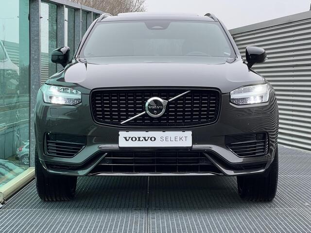 Volvo XC90 2.0 T8 Plug-in hybrid AWD Ultra Dark PHEV, Automaat, Luchtvering, Panoramadak, Bowers&Wilkins audio, 22 inch wielen, Trekhaak semi elektrisch inklapbaar, Gelaagde- en extra getinte zijruiten, Stoel- en stuurverwarming