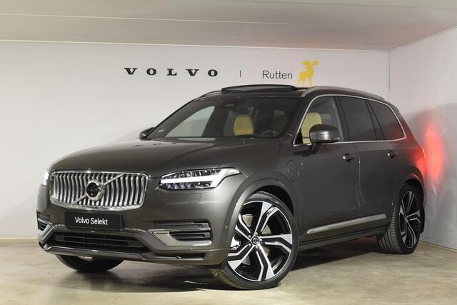 Volvo XC90 T8 455PK Recharge AWD Ultimate Bright / Luchtvering / Bowers & Wilkins / Schuif-kanteldak / 360 Camera / Head Up Display / Nappaleder met ventilatie / Massagefunctie / Gelamineerde zijruiten / 22'' Velgen / Trekhaak / Stoelverwarming / Stuurverwarming