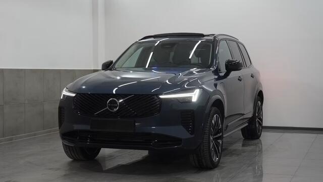 Volvo XC90 2.0 T8 Plug-in hybrid AWD Plus Dark ** FULL OPTIONS, PANORAMA, TREKH, 21-inch LMV, H&K SOUND ** 1e EIG - UNFALLFREI ** ** INFORMEER OOK NAAR ONZE AANTREKKELIJKE FINANCIAL-LEASE TARIEVEN **