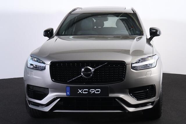 Volvo XC90 T8 Recharge AWD R-Design - Panorama/schuifdak - IntelliSafe Assist & Surround - Harman/Kardon audio - Adaptieve LED koplampen - Elektr. bedienb. voorstoelen met geheugen - Parkeercamera achter - Verwarmde voorstoelen & stuur - Head up display - Climate-Co
