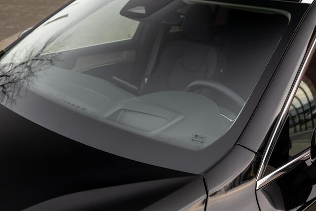 Volvo XC90 2.0 T8 Recharge AWD Ultra Bright Luchtvering Pano