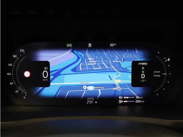 Volvo XC90 2.0 T8 Plug-in hybrid AWD Ultra Bright / Luchtvering / Head-Up Display / Stoelventilatie / Stoelmassage / 360 camera /Stuurwiel-, stoel- & achterbankverwarming / Pano. dak / Harman Kardon Audio / Elektr. stoelverstelling