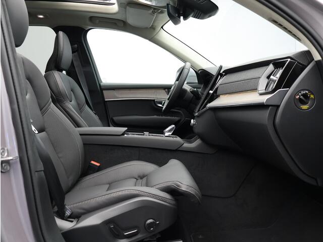 Volvo XC90 2.0 T8 Plug-in hybrid AWD Ultra Bright / Luchtvering / Head-Up Display / Stoelventilatie / Stoelmassage / 360 camera /Stuurwiel-, stoel- & achterbankverwarming / Pano. dak / Harman Kardon Audio / Elektr. stoelverstelling