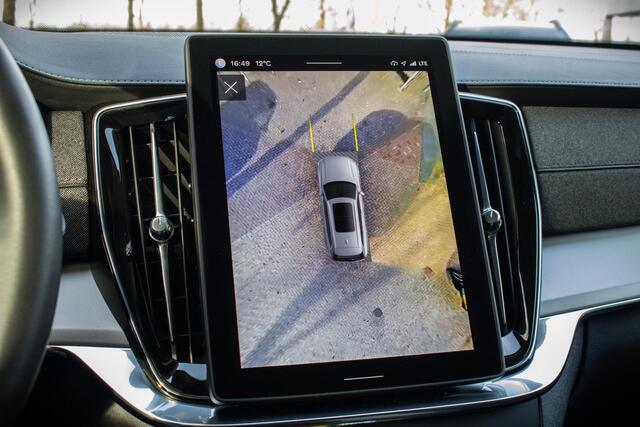 Volvo XC90 T8 Recharge AWD Core I Facelift