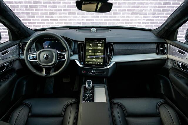 Volvo XC90 T8 Plug-in hybrid AWD Ultra Black Ed. Exec. | Google | Long Range | Ventilatie Voorstoelen | Bowers & Wilkins Audio | Luchtvering | Head-Up Display | Stoel-/Stuurverwarming | Adaptieve Cruise Control | 360 Camera | Massage | Gelamineerde Zijruiten Rondom