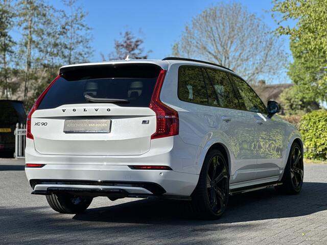 Volvo XC90 2.0 T8 Recharge AWD | Hybrid | Parelmoer White | Luchtvering | Bower & Wilkins | Panodak | Stoelen ventilatie/massage | Trekhaak |