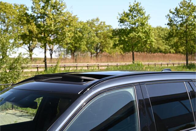 Volvo XC90 2.0 T8 Recharge AWD R-DESIGN / PANO / LEDER / MEMORY / TREKHAAK / LED / DENIM BLUE / ULTIMATE DARK / 20"