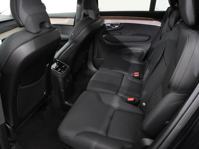 Volvo XC90 2.0 T8 Plug-in hybrid AWD Plus Dark 7 persoons Navigatie Apple Carplay/Android Auto 360 Camera Parkeersensoren Adaptive Cruise Control Full LED Stoel- en stuurverwarming Memory stoelen Climate Control Lichtmetalen velgen
