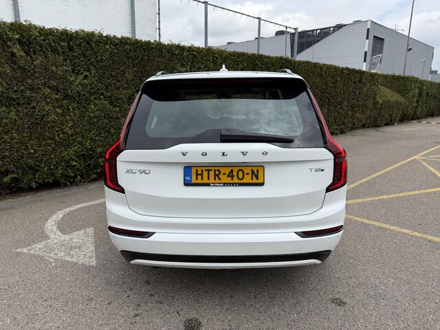 Volvo XC90 T8 Plug-in hybrid AWD Ultra Dark