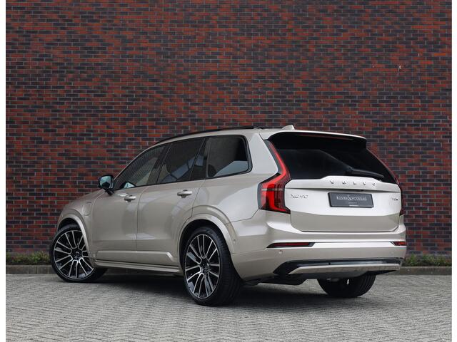 Volvo XC90 T8 AWD Ultra Dark | Pano - Trekhaak - Luchtvering