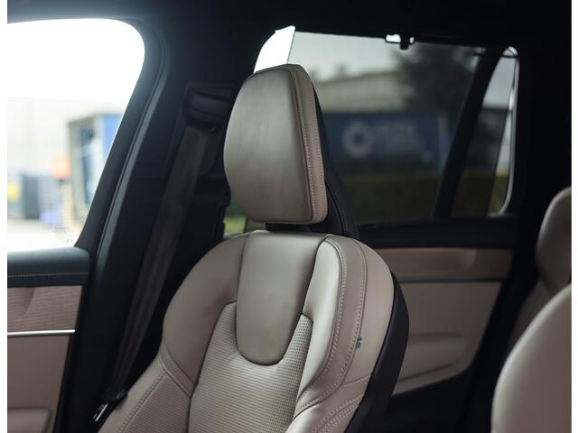 Volvo XC90 T8 AWD Ultra Dark | Pano - Trekhaak - Luchtvering
