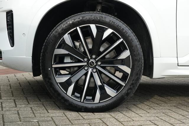 Volvo XC90 2.0 T8 FACELIFT Plug-in hybrid AWD Plus Dark 455pk Panoramadak/Bowers&Wilkins/Luchtvering
