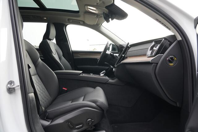 Volvo XC90 2.0 T8 FACELIFT Plug-in hybrid AWD Plus Dark 455pk Panoramadak/Bowers&Wilkins/Luchtvering