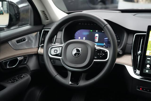 Volvo XC90 2.0 T8 FACELIFT Plug-in hybrid AWD Plus Dark 455pk Panoramadak/Bowers&Wilkins/Luchtvering