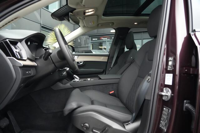 Volvo XC90 2.0 T8 FACELIFT Plug-in hybrid AWD Plus Dark 455pk Panoramadak/Bowers&Wilkins/Luchtvering