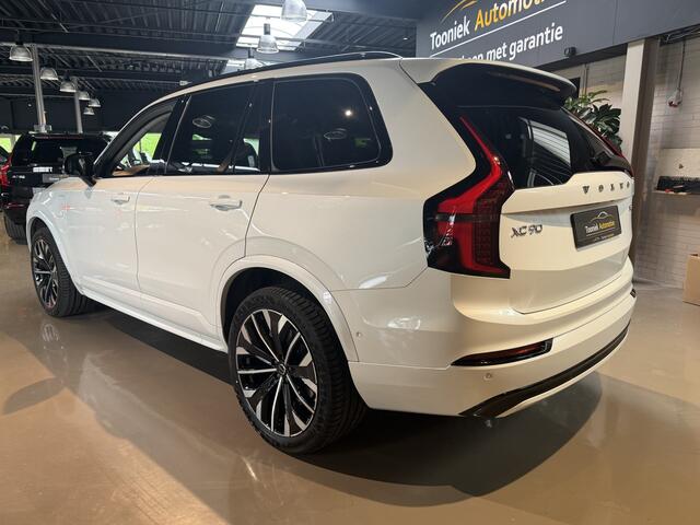 Volvo XC90 2.0 T8 Plug-in hybrid AWD Ultra Dark 7 Pers uitv. MY 26, Panoramadak, Elec. Trekhaak, Luchtvering, Bowers & Wilkens, Stoelverwarming en stuurwielverwarming met massagestoelen