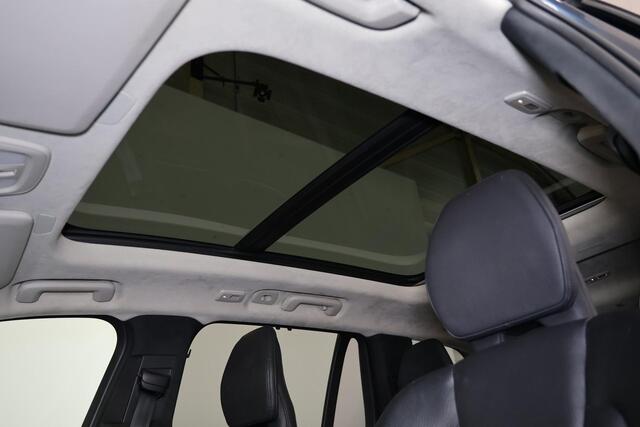 Volvo XC90 T8 Recharge AWD Inscription - Luchtvering - Panorama/schuifdak - IntelliSafe Assist & Surround - 360º Camera - Harman/Kardon audio - Adaptieve LED koplampen - Verwarmde voorstoelen, stuur & achterbank - Parkeersensoren voor & achter - Elektr. bedienb. voo