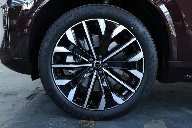 Volvo XC90 T8 Plug-in hybrid AWD Ultra Bright | Demo Deal | Luchtvering | Harman Kardon Premium Audio | Adaptive Cruise Control | 360° Parkeercamera | Parkeersensoren voor + achter | Parkeerverwarming | Stoelverwarming | Stuurwielverwarming