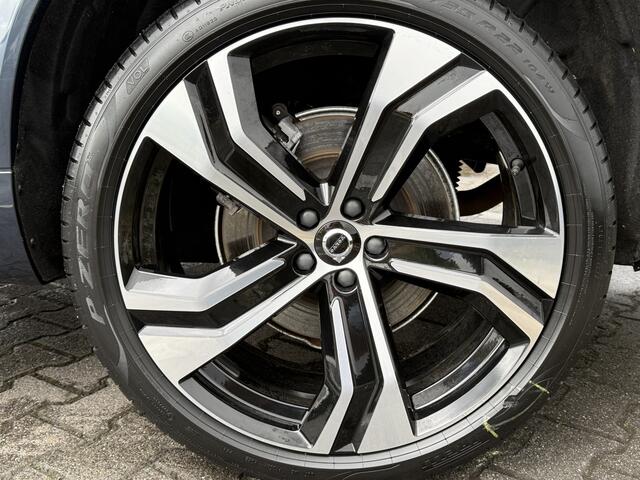 Volvo XC90 2.0 T8 Recharge AWD Ultimate Dark | Pano | Luchtvering | B&W | Pilot Assist | 22 inch