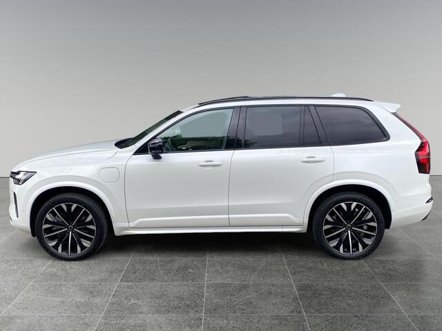Volvo XC90 Plus Dark Recharge Plug-In Hybrid AWD
