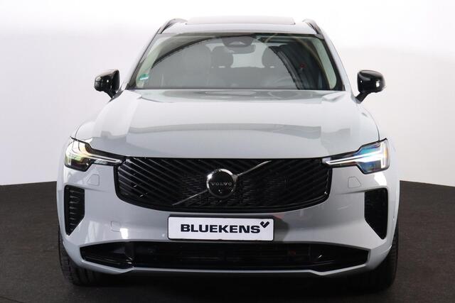 Volvo XC90 T8 Recharge AWD Ultra Dark - Luchtvering - Panorama/schuifdak - IntelliSafe Assist & Surround - 360º Camera - Bowers & Wilkins audio - Adaptieve LED koplampen - Verwarmde voorstoelen, stuur & achterbank - Parkeersensoren voor & achter - Elektr. bedienb. v