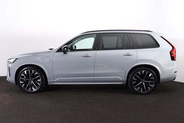 Volvo XC90 T8 Recharge AWD Ultra Dark - Luchtvering - Panorama/schuifdak - IntelliSafe Assist & Surround - 360º Camera - Bowers & Wilkins audio - Adaptieve LED koplampen - Verwarmde voorstoelen, stuur & achterbank - Parkeersensoren voor & achter - Elektr. bedienb. v