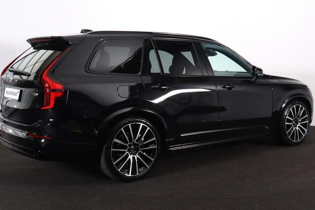 Volvo XC90 T8 Recharge AWD Ultra Dark Exec. Ed. - Luchtvering - Panorama/schuifdak - IntelliSafe Assist & Surround - 360º Camera - Bowers & Wilkins audio - Adaptieve LED koplampen - Verwarmde voorstoelen, stuur & achterbank - Parkeersensoren voor & achter - Elektr. 