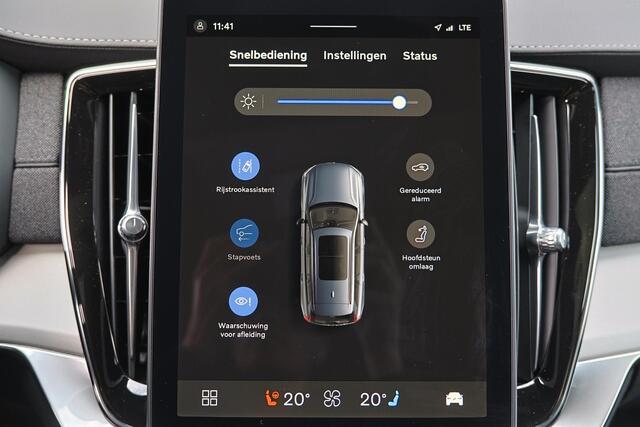 Volvo XC90 T8 Recharge AWD Ultra Dark Exec. Ed. - Luchtvering - IntelliSafe Assist & Surround - 360º Camera - Bowers & Wilkins audio - Adaptieve LED koplampen - Verwarmde voorstoelen, stuur & achterbank - Parkeersensoren voor & achter - Elektr. bedienb. voorstoelen 