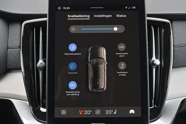 Volvo XC90 T8 Recharge AWD Ultra Dark Exec. Ed. - Luchtvering - Panorama/schuifdak - IntelliSafe Assist & Surround - 360º Camera - Bowers & Wilkins audio - Adaptieve LED koplampen - Verwarmde voorstoelen, stuur & achterbank - Parkeersensoren voor & achter - Elektr. 