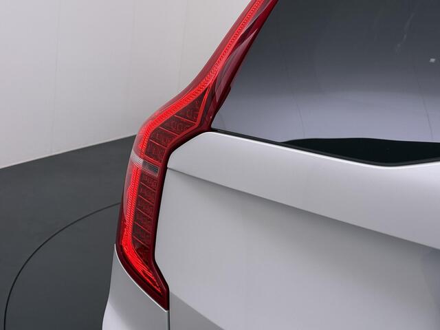 Volvo XC90 2.0 T8 Twin Engine AWD R-Design Trekhaak/22Inch/BLIS etc.