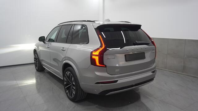 Volvo XC90 2.0 T8 Plug-in hybrid AWD Ultra Dark ** FULL OPTIONS, PANORAMA, TREKH, 21-inch LMV, H&K SOUND ** 1e EIG - UNFALLFREI ** ** INFORMEER OOK NAAR ONZE AANTREKKELIJKE FINANCIAL-LEASE TARIEVEN **