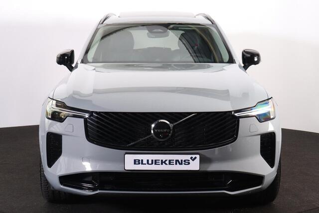 Volvo XC90 T8 Recharge AWD Plus Dark - Luchtvering - Panorama/schuifdak - IntelliSafe Assist & Surround - 360º Camera - Bowers & Wilkins audio - Adaptieve LED koplampen - Verwarmde voorstoelen, stuur & achterbank - Parkeersensoren voor & achter - Elektr. bedienb. vo