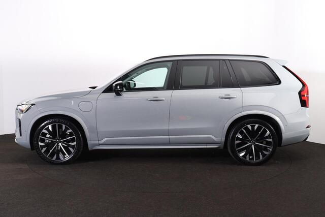 Volvo XC90 T8 Recharge AWD Plus Dark - Luchtvering - Panorama/schuifdak - IntelliSafe Assist & Surround - 360º Camera - Bowers & Wilkins audio - Adaptieve LED koplampen - Verwarmde voorstoelen, stuur & achterbank - Parkeersensoren voor & achter - Elektr. bedienb. vo
