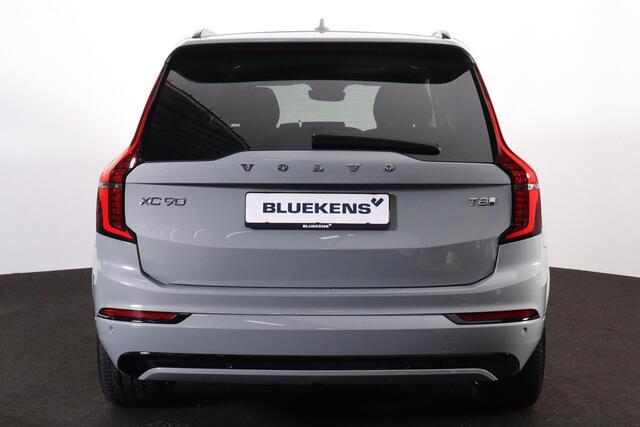 Volvo XC90 T8 Recharge AWD Plus Dark - Luchtvering - Panorama/schuifdak - IntelliSafe Assist & Surround - 360º Camera - Bowers & Wilkins audio - Adaptieve LED koplampen - Verwarmde voorstoelen, stuur & achterbank - Parkeersensoren voor & achter - Elektr. bedienb. vo