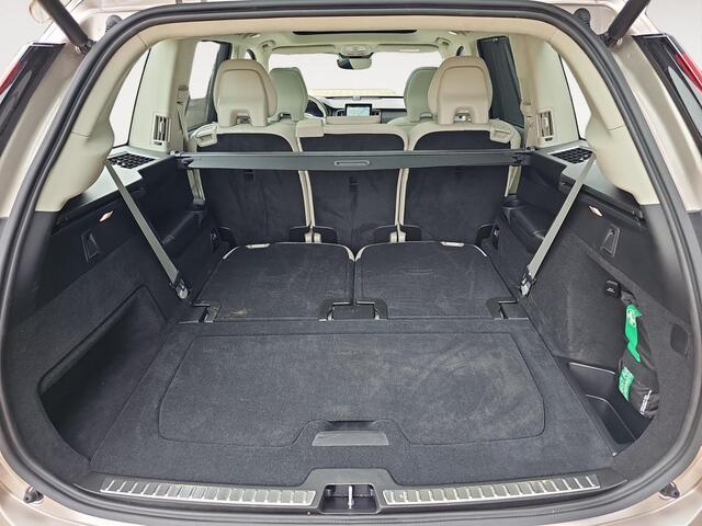 Volvo XC90 2.0 T8 Plug-in hybrid AWD Ultra Bright | Bowers & Wilkins Audio | Panoramadak | Stoelventilatie en massagefunctie | Head-up Display |