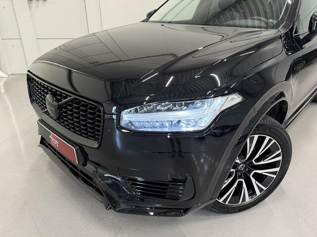 Volvo XC90 T8 Recharge AWD R-Design PANO/LUCHTVERING/TREKHAAK/H&K/MEMORY/ZWART LEER/GOOGLE/CARPLAY/ACC/PILOT-ASSIST/20"/PRIVACY/VOLLEDIG VOLVO DEALER HISTORIE