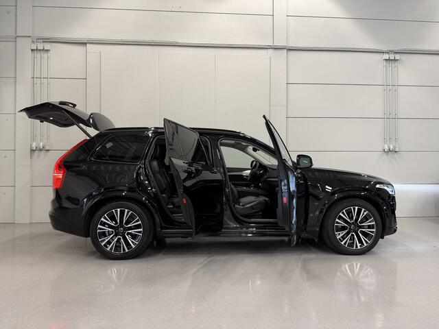 Volvo XC90 T8 Recharge AWD R-Design PANO/LUCHTVERING/TREKHAAK/H&K/MEMORY/ZWART LEER/GOOGLE/CARPLAY/ACC/PILOT-ASSIST/20"/PRIVACY/VOLLEDIG VOLVO DEALER HISTORIE