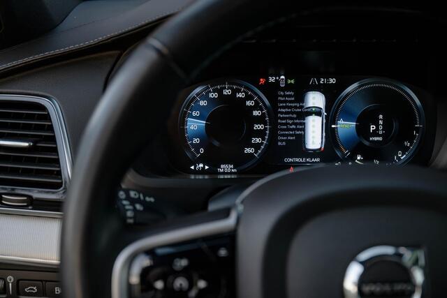 Volvo XC90 2.0 T8 Recharge AWD R-Design 455pk LONG RANGE