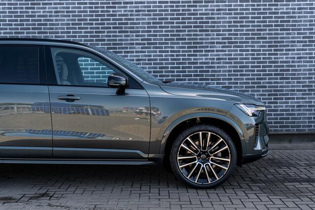 Volvo XC90 T8 Plug-in hybrid AWD Ultra Black Ed. Exec. | Google | Long Range | Panoramadak | Bowers & Wilkins Audio | Massagefunctie | Keyless | Luchtvering | Stoelverwarming & Ventilatie | Head-Up Display | Getint Glas | Elek. Achterklep | Stuurverwarming | Memory 