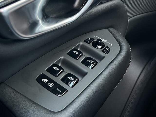 Volvo XC90 2.0 T8 Plug-in hybrid AWD Ultra Dark | Pano | Leder Pack | HUD | Trekhaak | Harman Kardon | 360 Camera