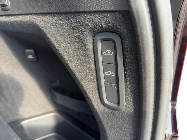 Volvo XC90 2.0 T8 Plug-in hybrid AWD Ultra Black Edition