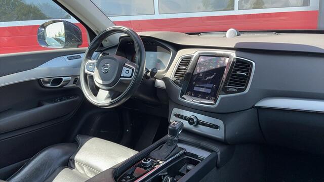 Volvo XC90 2.0 D5 AWD Momentum 7PERS / BOWERS & WILKINS / PANORAMADAK / STOELVERW / STUURVERW / KEYLESS / NAVI / FULL LED / CLIMA / NL-AUTO