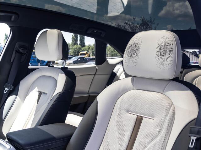 Zeekr 7GT Privilege AWD 100 kWh | 646 PK | Luchtvering | Stoelmassage | Panodak | Elek.deuren